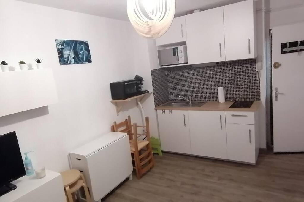 Studio 4 Personnes Лез Англ Екстериор снимка